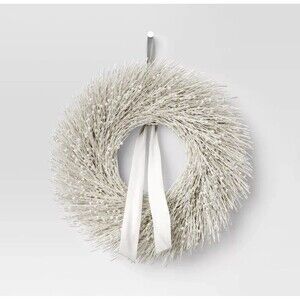 Threshold Luxe Icy Christmas Wreath 26” Preserved Winter Decor READ